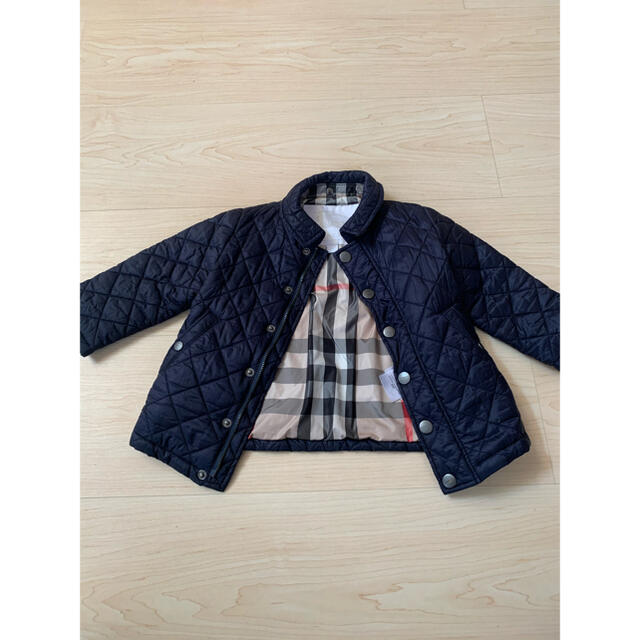 BURBERRY(バーバリー)のバーバリー　キルティングダウン キッズ/ベビー/マタニティのベビー服(~85cm)(ジャケット/コート)の商品写真