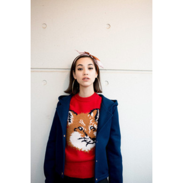 MAISON KITSUNE'(メゾンキツネ)の希少！水原希子着用　MAISON KITSUNE 　ニット　レッド　XS レディースのトップス(ニット/セーター)の商品写真