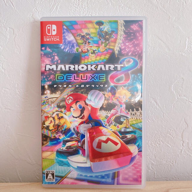 任天堂(ニンテンドウ)の中古品 マリオカート8  デラックス Switch  エンタメ/ホビーのゲームソフト/ゲーム機本体(家庭用ゲームソフト)の商品写真