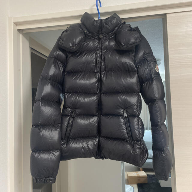 MONCLER(モンクレール)のモンクレール  BERRE ベール　ダウンジャケット　正規品 レディースのジャケット/アウター(ダウンジャケット)の商品写真