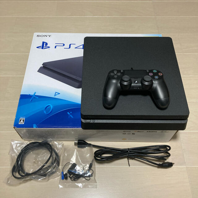 美品　PlayStation4(CUH-2100A B01)