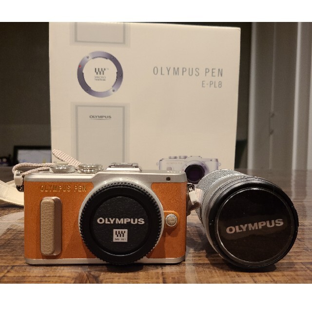 OLYMPUS(オリンパス)のたかくう様専用！美品 OLYMPUS PEN E-PL8 ブラウン スマホ/家電/カメラのカメラ(ミラーレス一眼)の商品写真