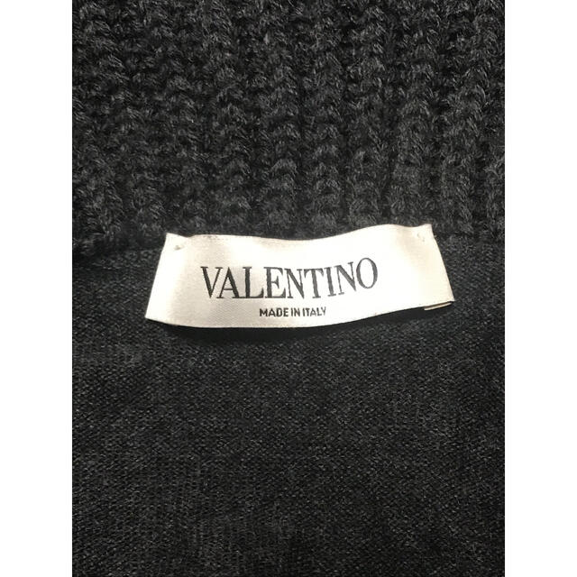 VALENTINO(ヴァレンティノ)のヴァレンティノ 華やかなフリルが素敵な ニット チャコールグレー Sサイズ レディースのトップス(ニット/セーター)の商品写真