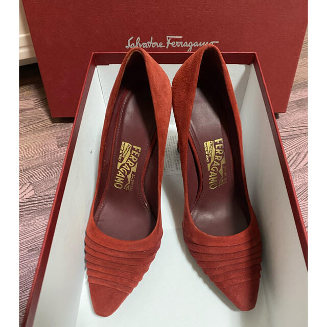 Salvatore Ferragamo(サルヴァトーレフェラガモ)のフェラガモ！22.5㎝ レディースの靴/シューズ(ハイヒール/パンプス)の商品写真