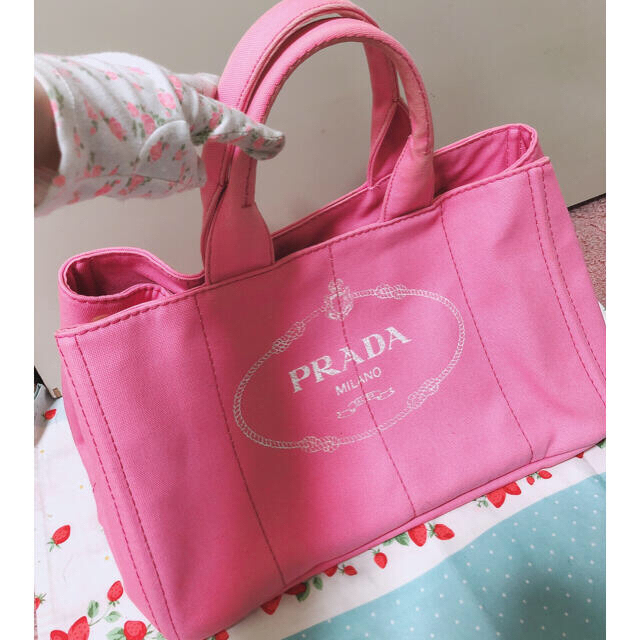 ☆ PRADA プラダ ☆ カナパ  ☆ レア ロゴ ☆ ピンク ☆ L ☆