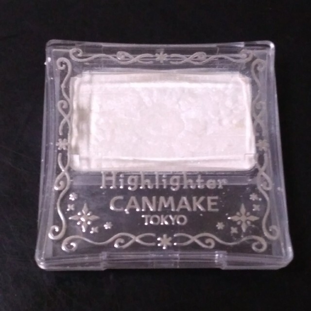 CANMAKE(キャンメイク)のキャンメイク(CANMAKE) ハイライター ミルキーホワイト 01(1コ入) コスメ/美容のベースメイク/化粧品(フェイスパウダー)の商品写真