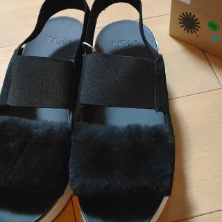 アグ(UGG)の★新品未使用★UGGファーサンダル22cm (サンダル)