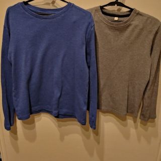 ユニクロ(UNIQLO)の男児長袖Tシャツ140センチ２枚セット(Tシャツ/カットソー)