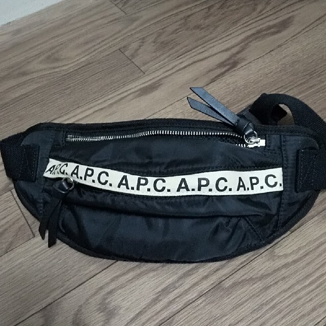 A.P.C(アーペーセー)の最終お値下げ☆A.P.C. ショルダー レディースのバッグ(ショルダーバッグ)の商品写真