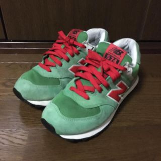 ニューバランス(New Balance)のニューバランス 【574】25cm/グリーン 赤(スニーカー)