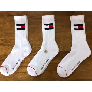 トミーヒルフィガー(TOMMY HILFIGER)のホコリアリ新品トミーTOMMY HILFIGERメンズソックス3足セット(ソックス)