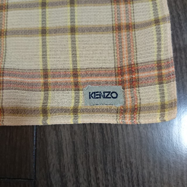 KENZO(ケンゾー)の2枚セット ケンゾー ハンカチ ベージュ イエロー チェック柄 メンズのファッション小物(ハンカチ/ポケットチーフ)の商品写真