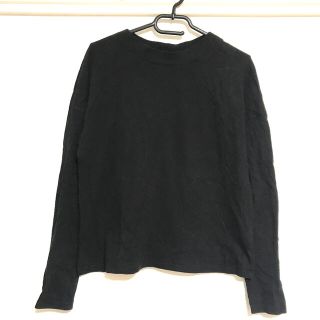 ユニクロ(UNIQLO)のユニクロ　ミニハイネック　ブラックカットソー(カットソー(長袖/七分))