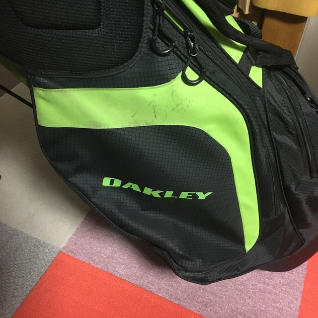 Oakley(オークリー)のカッコ良い‼️ OAKLEYオークリー軽量スタンド式ゴルフキャディバッグ スポーツ/アウトドアのゴルフ(バッグ)の商品写真