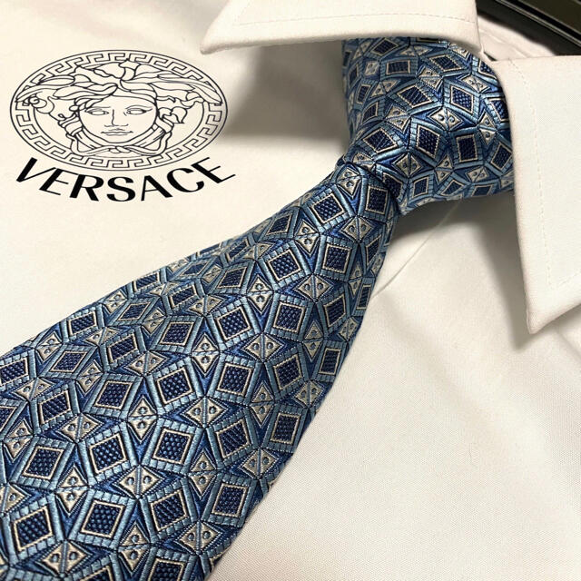 VERSACE(ヴェルサーチ)の【高級ブランド】VERSACE ヴェルサーチ ネクタイ メンズのファッション小物(ネクタイ)の商品写真