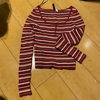 エイチアンドエム(H&M)のH&M 長袖　トップス　ショート丈　クロップド丈　リブニット(ニット/セーター)