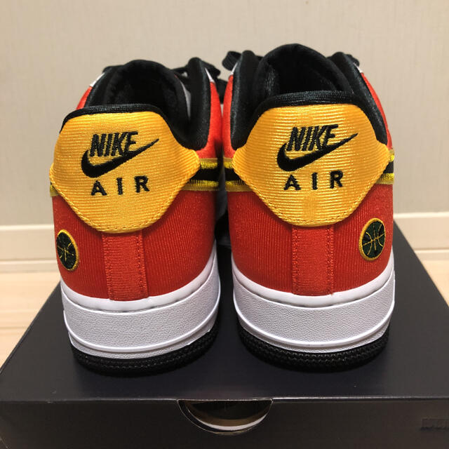 NIKE(ナイキ)の【送料込み★】NIKE AIR FORCE 1 "RAYGUNS" 28.5㎝ メンズの靴/シューズ(スニーカー)の商品写真