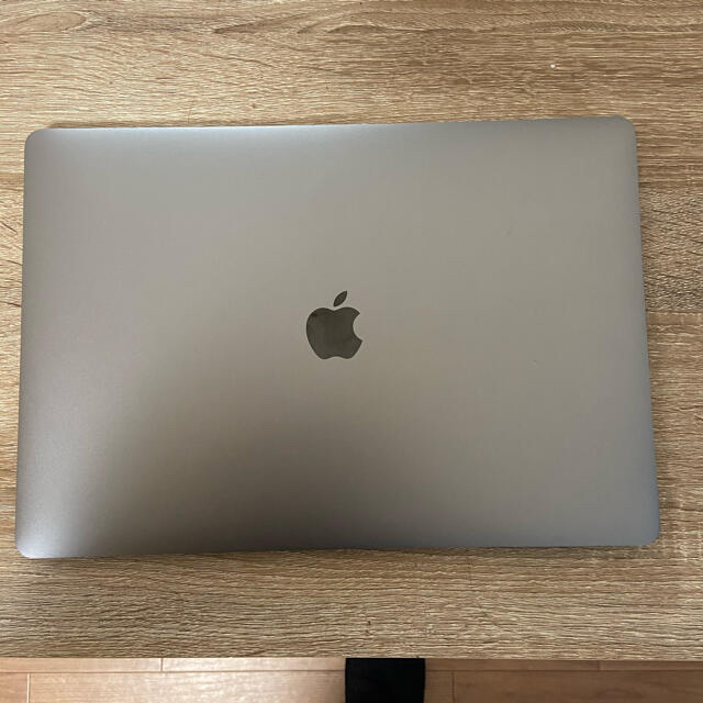 MacBook Pro 2018 おまけ付き