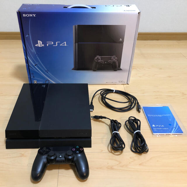 PlayStation4(プレイステーション4)のPlayStation4 CUH-1000A  エンタメ/ホビーのゲームソフト/ゲーム機本体(家庭用ゲーム機本体)の商品写真