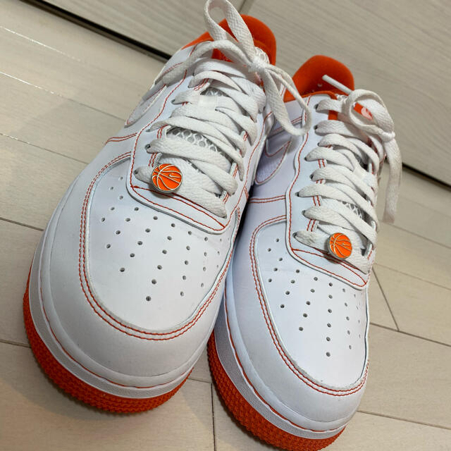 NIKE(ナイキ)のAF1 EMB メンズの靴/シューズ(スニーカー)の商品写真