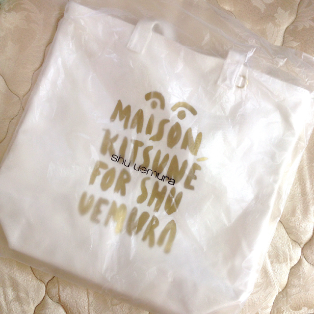 MAISON KITSUNE'(メゾンキツネ)の新品✨シュウウエムラ メゾンキツネ  レディースのバッグ(トートバッグ)の商品写真