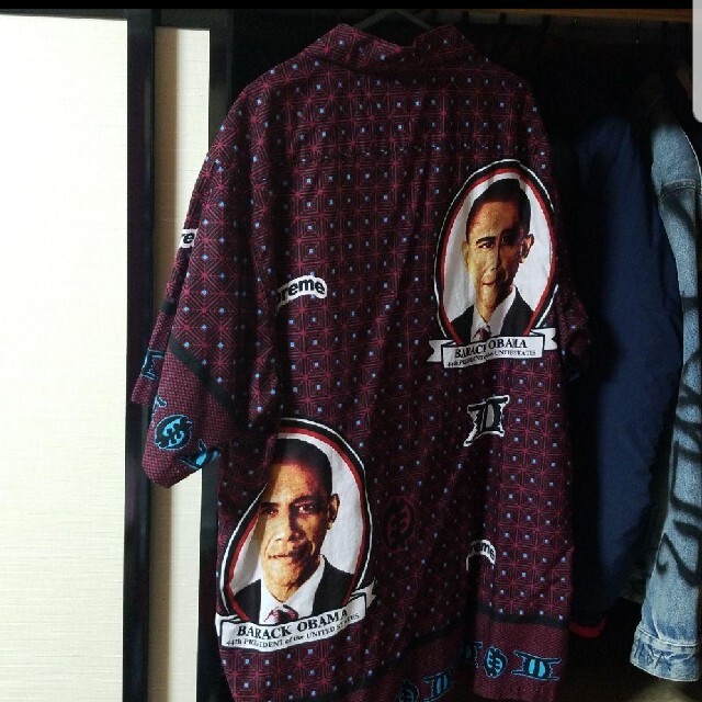 Supreme(シュプリーム)のSupreme　シュプリーム　オバマ　シャツ　shirt　柄物　XL メンズのトップス(シャツ)の商品写真