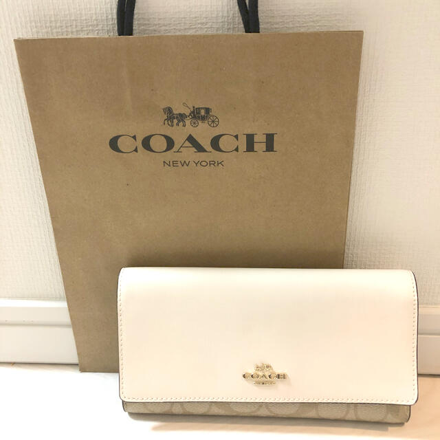 大赤字特価 【coach】コーチ 新品 長財布 白 シグネチャー 三折り