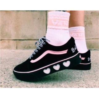 ヴァンズ(VANS)のVANS × LAZY OAF OLD SKOOL ハートスニーカー(スニーカー)