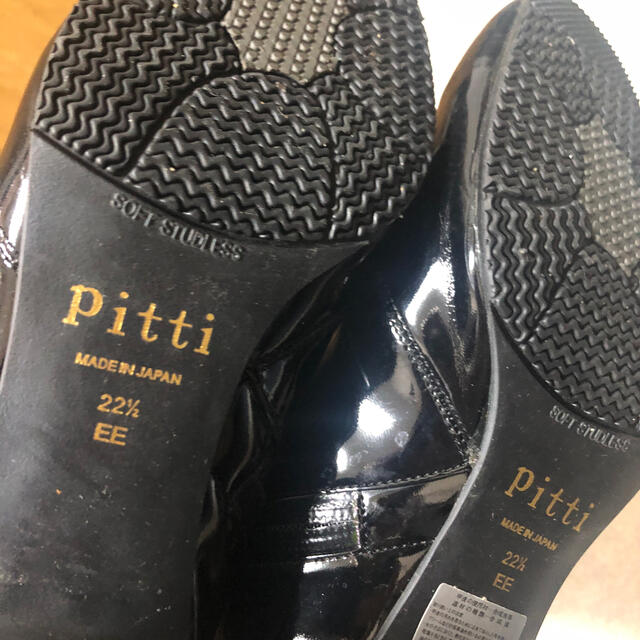 Pitti(ピッティ)の新品同様pittiピッティレインシューズブラック　リボン　ボタン　シンプル レディースの靴/シューズ(レインブーツ/長靴)の商品写真