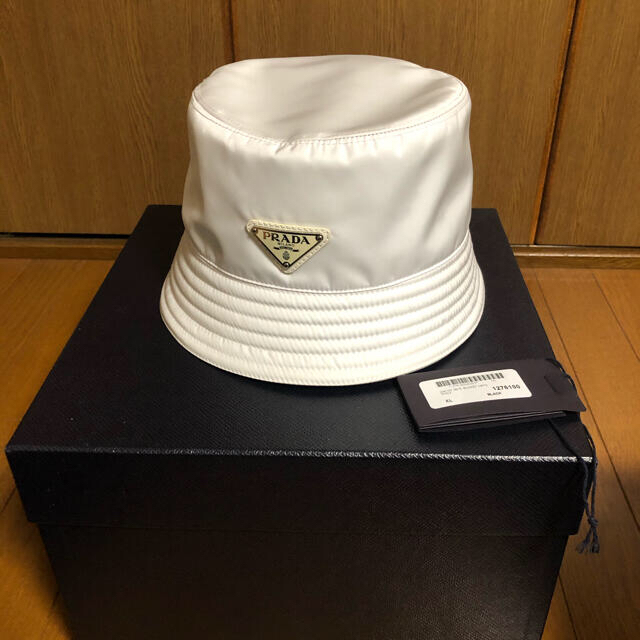 PRADA バケット ハット サイズ XL 【限定品】 50.0%OFF www