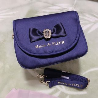 メゾンドフルール(Maison de FLEUR)のメゾンドフルール 新品 ショルダーバッグ カメラバッグ(ショルダーバッグ)