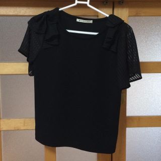 マジェスティックレゴン(MAJESTIC LEGON)の袖リボン風トップス(シャツ/ブラウス(半袖/袖なし))