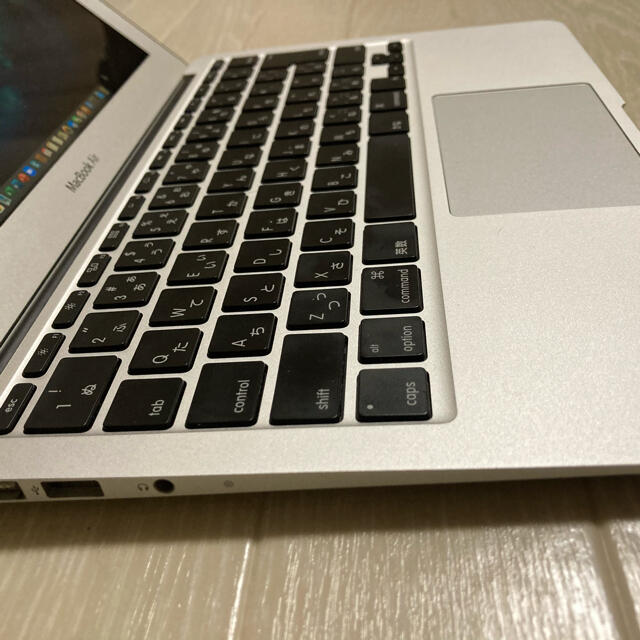 MacBook Air 11インチ Corei7, 4GB, 256GB - ノートPC