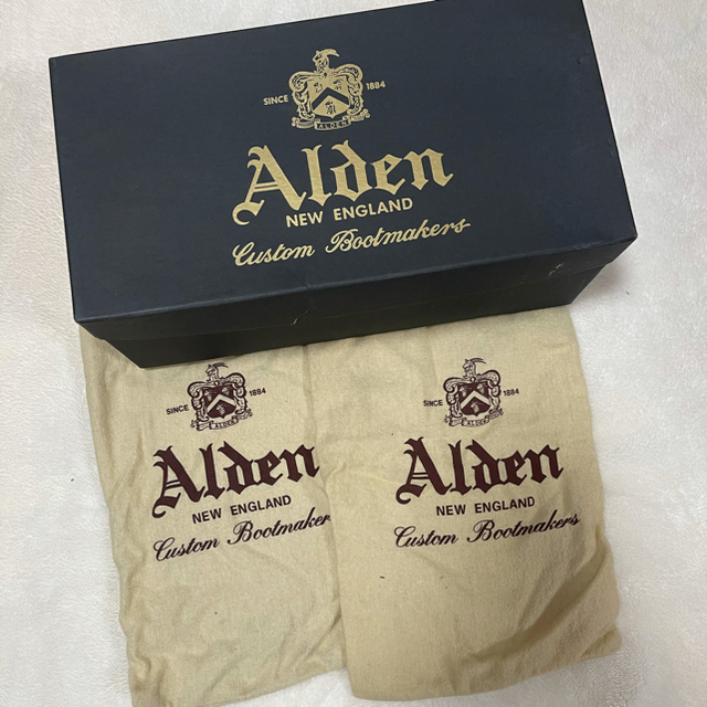 Alden(オールデン)のAlden オールデン Uチップ　袋と箱あり　専用 メンズの靴/シューズ(ドレス/ビジネス)の商品写真