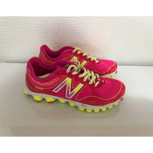 New balance スニーカー