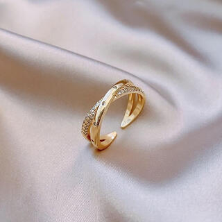 クロスリング　アクセサリー　韓国　キラキラ　パール　指輪(リング(指輪))