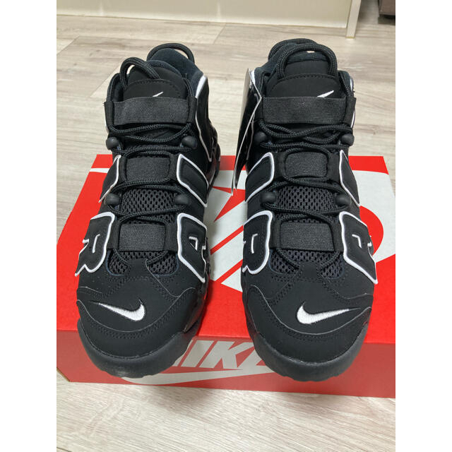 NIKE(ナイキ)のNIKE AIR MORE UPTEMPO 26.0cm 黒 新品 モアテン メンズの靴/シューズ(スニーカー)の商品写真