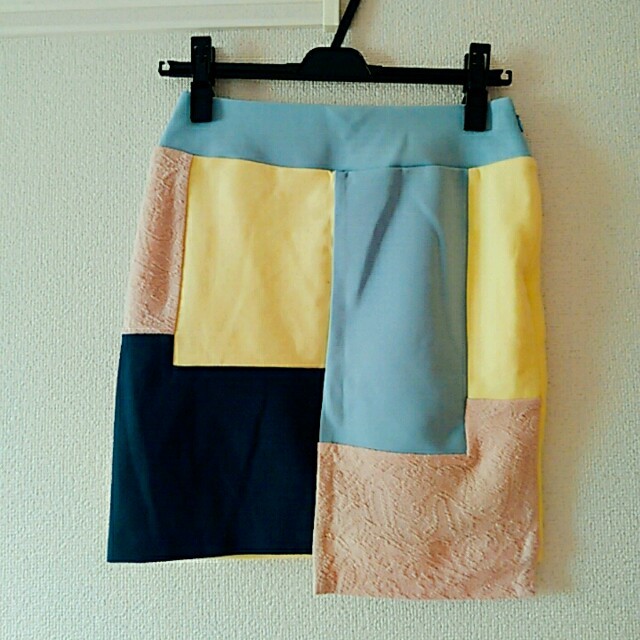 Lily Brown(リリーブラウン)のLily Brown のタイトスカート レディースのスカート(ミニスカート)の商品写真