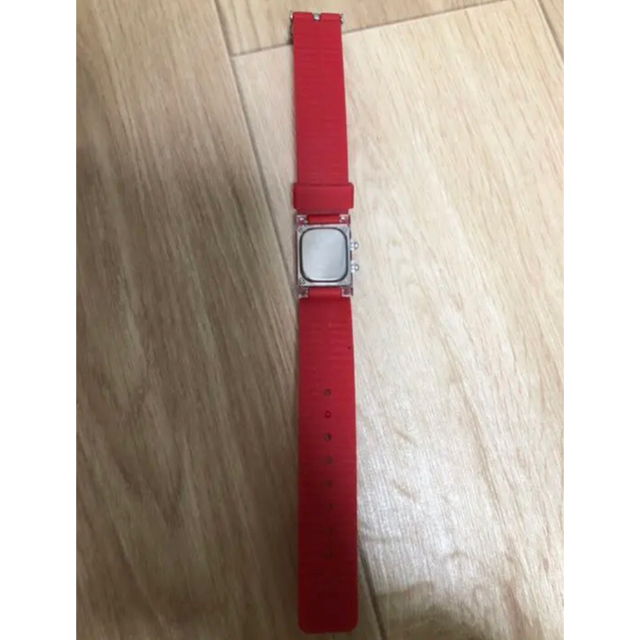 デジタル　腕時計　(動作確認できず) レディースのファッション小物(腕時計)の商品写真