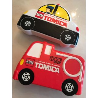 タカラトミー(Takara Tomy)の（maki様専用）タカラトミー トミカ  お弁当箱 パトカー 消防車 送料込み(弁当用品)