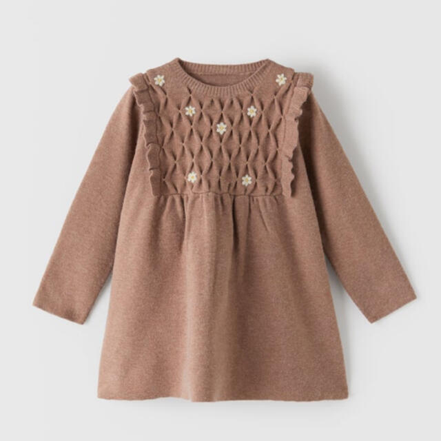 ZARA KIDS(ザラキッズ)の新品✳︎zara kids スモッキング加工刺繍ニットワンピース　92cm キッズ/ベビー/マタニティのキッズ服女の子用(90cm~)(ワンピース)の商品写真