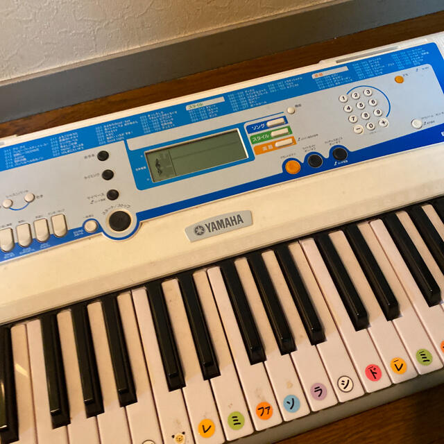 ヤマハ(ヤマハ)のYAMAHA キーボード EZ J200 楽器の鍵盤楽器(キーボード/シンセサイザー)の商品写真