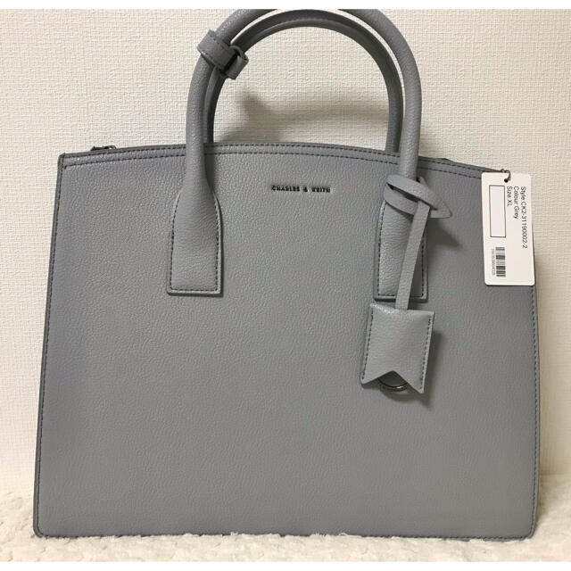 CHARLES & KEITH リンクルドエフェクト ダブルトップハンドルトート