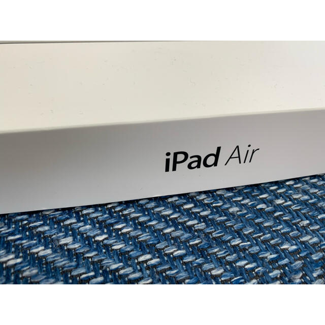 Apple(アップル)のiPad Air Wi-Fi 16GB お値下げ スマホ/家電/カメラのPC/タブレット(タブレット)の商品写真