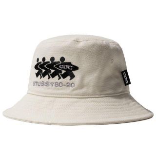 ステューシー(STUSSY)の送料込L/XLコムデギャルソンCDGステューシー40周年記念限定バケットハット(ハット)