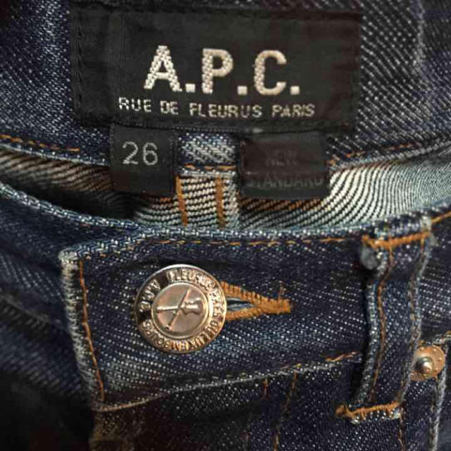 A.P.C(アーペーセー)のA.P.C ニュースタンダード 26 レディースのパンツ(デニム/ジーンズ)の商品写真