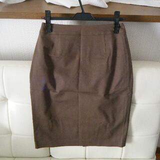 シーディーエスベーシック(C.D.S BASIC)のC.D.Sカーキブラウンタイトスカート　W67　未使用タグ無し　日本製(ひざ丈スカート)