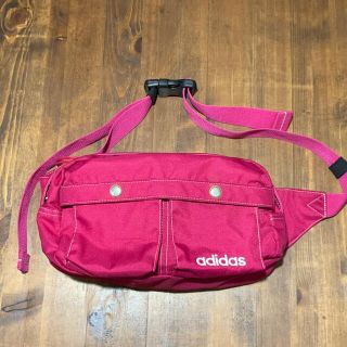 アディダス(adidas)のadidas アディダスウエストポーチピンク(ボディバッグ/ウエストポーチ)