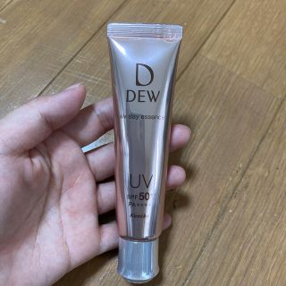 デュウ(DEW)のDEW UVデイエッセンス(化粧下地)