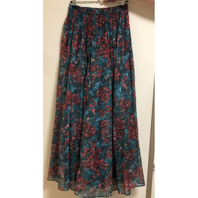 Lily Brown(リリーブラウン)のLily Brownリリーブラウン ステンドガラス柄　ロングスカート タグ付 レディースのスカート(ロングスカート)の商品写真